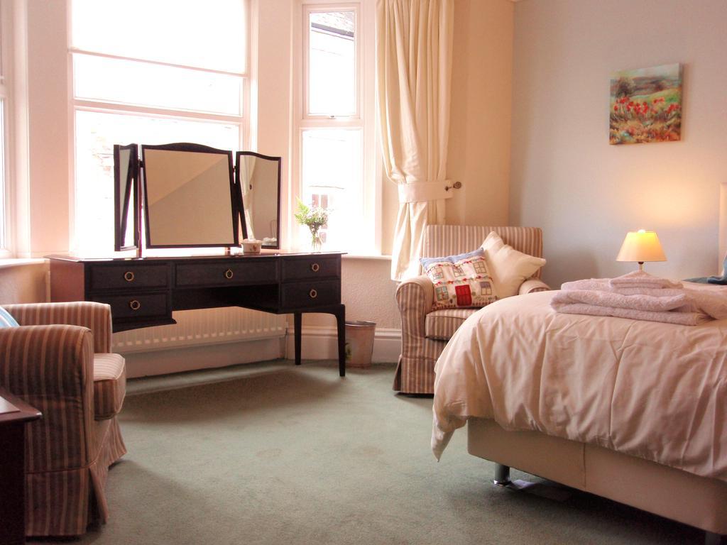 Weston House Bed & Breakfast Bampton  Dış mekan fotoğraf